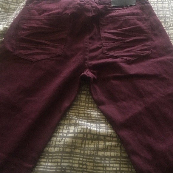 Brand new Men’s Burgundy Bikers Jeans - Picture 3 of 7
